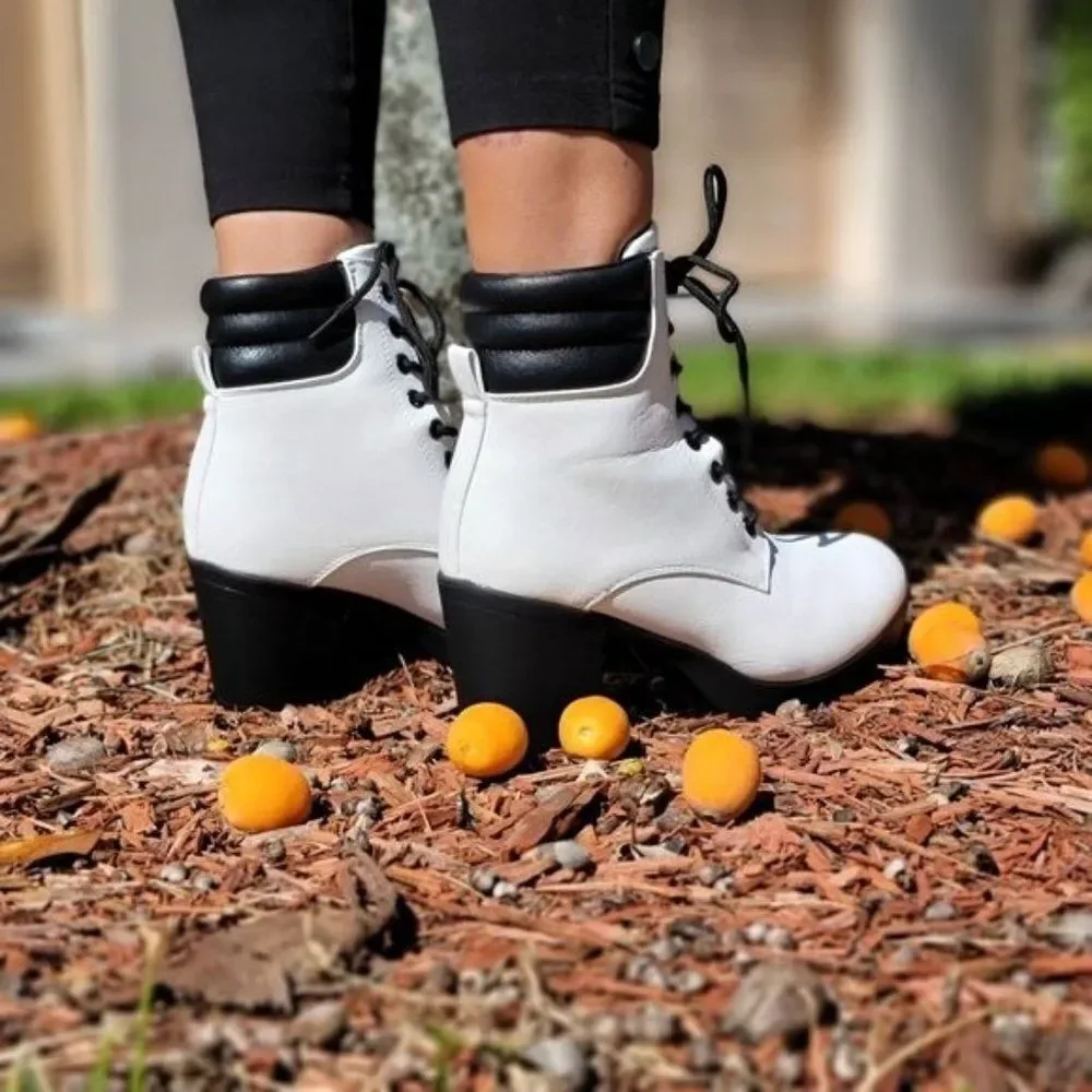White Chunky Heel Ankle Booties Women’s Round Toe Shoes - Picture 9 of 9